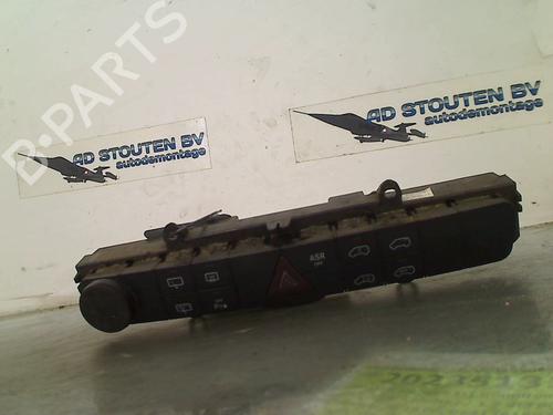 Used Warning switch MERCEDES-BENZ VITO / MIXTO Van (W639) 116 CDI (639.601, 639.603, 639.605) (163 hp) 23980771