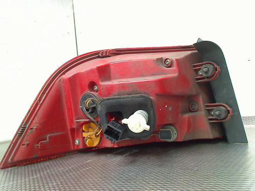 Right taillight VW PASSAT B7 Variant (365) 1.4 TSI | BP38059694C35 - Image 4