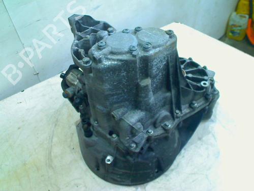 Gearbox VOLVO V40 Hatchback (525) D2 | BP32283374M3