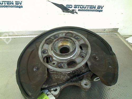 Right rear steering knuckle MERCEDES-BENZ C-CLASS (W205) C 180 BlueTEC / d (205.036) | BP29472090M28 