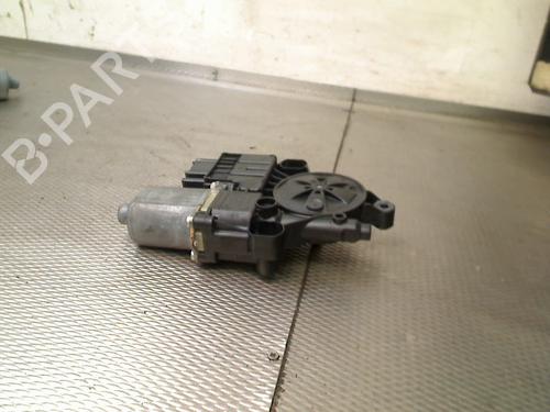 Right front window motor VW POLO VI (AW1, BZ1, AE1) 1.0 TSI | BP33011100E20 - Image 6