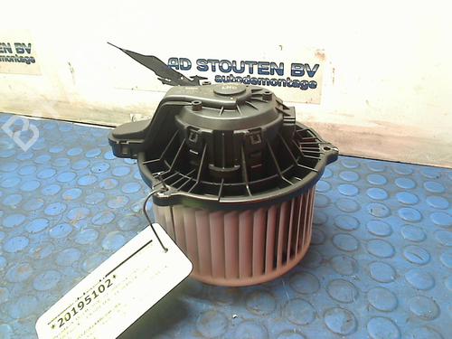 Used Heater blower motor HYUNDAI ix35 (LM, EL, ELH) 1.6 (135 hp) 11262833