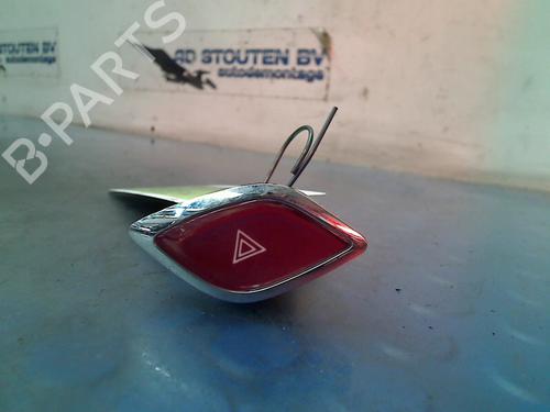 Used Warning switch CITROËN DS3 (SA_) 1.6 HDi 90 (92 hp) 13127043
