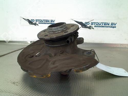 Used Left front steering knuckle MERCEDES-BENZ VITO Van (W447) 119 CDI / BlueTEC (447.601, 447.603, 447.605) (190 hp) 27269847
