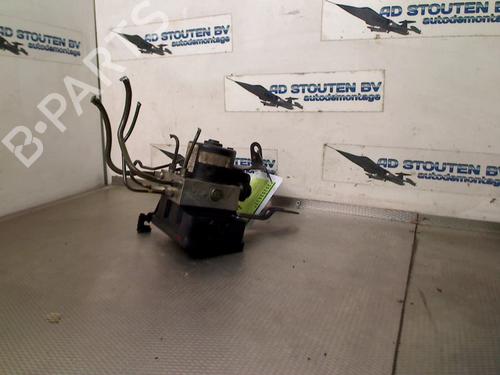 Used ABS pump ABS pump MAZDA 2 (DE_, DH_) 1.3 MZR (DE3FS) (84 hp) 33421823 33421823