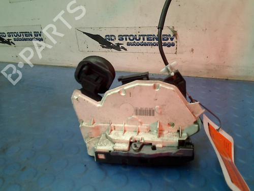 Used Rear right lock VW GOLF VI (5K1) 1.6 TDI (105 hp) 11261515
