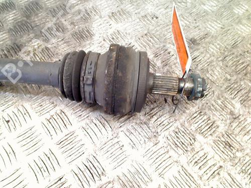 Left rear driveshaft MERCEDES-BENZ C-CLASS (W204) C 180 CGI (204.049) | BP11310772M40 