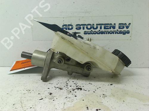 Used Brake master cylinder FORD FOCUS II (DA_, HCP, DP) 2.0 (145 hp) 11300423