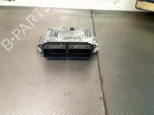 Used Engine control unit (ECU) Engine control unit (ECU) FORD FOCUS III 1.0 EcoBoost (100 hp) 33687013 33687013