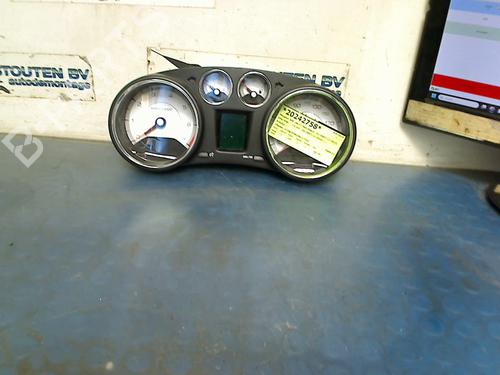 Used Instrument cluster Instrument cluster 18949169 18949169