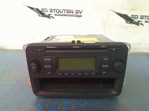 Used Electronic module SKODA FABIA II (542) 1.2 (70 hp) 17389811
