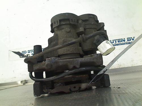 Left rear brake caliper MERCEDES-BENZ C-CLASS (W205) C 180 BlueTEC / d (205.036) | BP29472086M107 