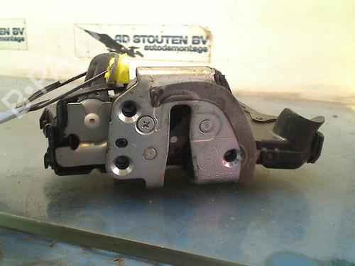 Front left lock TOYOTA URBAN CRUISER (_P1_) 1.33 (NSP110_, NSP110) | BP12587695C98 