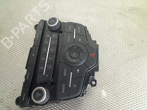 Switch FORD FOCUS III Turnier 1.0 EcoBoost | BP31657271I30