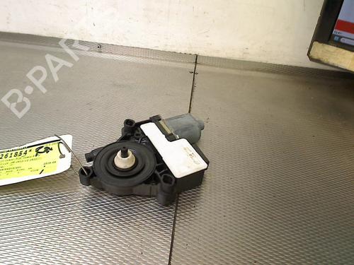 Used Right rear window motor Right rear window motor SKODA FABIA III Estate (NJ5) 1.0 TSI (110 hp) 35896029 35896029