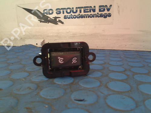 Used Switch RENAULT MEGANE III Grandtour (KZ0/1) 1.4 TCe (KZ0F, KZ1V) (130 hp) 13713651