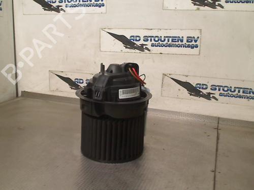 Used Heater blower motor DACIA SANDERO II TCe 90 (B8M1, B8MA, B8AC) (90 hp) 31256772