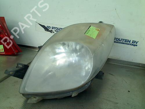 Used Left headlight TOYOTA YARIS (_P9_) 1.3 VVT-i (SCP90_, SCP90R) (87 hp) 29299771