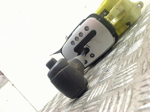 Gear lever KIA SPORTAGE II (JE_, KM_) 2.7 V6 4WD | BP11305078M90