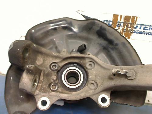Right front steering knuckle AUDI A6 C6 Avant (4F5) 2.7 TDI | BP15527043M26 