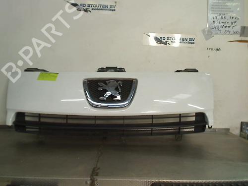 Used Grille PEUGEOT EXPERT Van (VF3A_, VF3U_, VF3X_) 1.6 HDi 90 16V (90 hp) 31360740