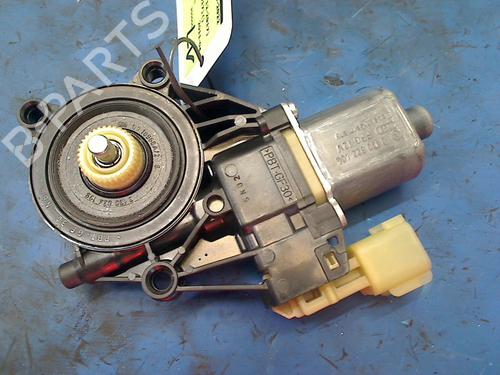 Left front window motor FORD FIESTA VI (CB1, CCN) 1.4 | BP13024122E21 