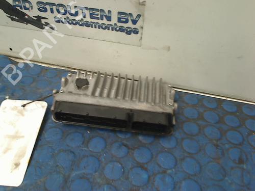 Used Engine control unit (ECU) TOYOTA YARIS (_P13_) 1.5 Hybrid (NHP130_) (101 hp) 11324824