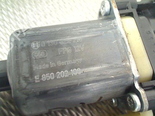 Right front window motor AUDI Q2 (GAB, GAG) 1.4 TFSI | BP38986136E20 - Image 3