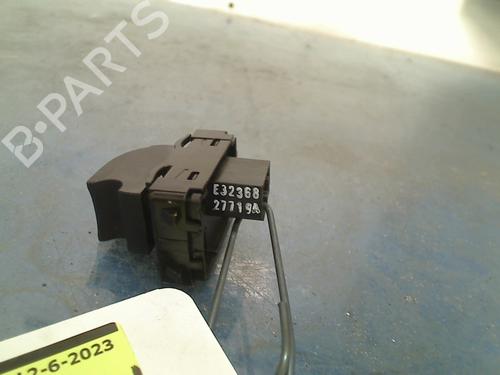 Switch RENAULT MEGANE IV Hatchback (B9A/M/N_) 1.8 Blue dCi 150 (B9A7) | BP14925573I30 