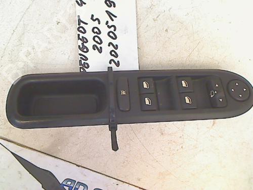 Used Left front window switch PEUGEOT 407 SW (6E_, 6D_) 1.8 (116 hp) 11315950