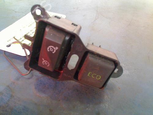 Switch RENAULT CLIO IV Grandtour (KH_) 1.5 dCi 90 (KHN3, KHN4) | BP13713665I30 
