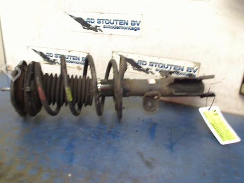 Used Left front shock absorber LEXUS CT (ZWA10_) 200h (ZWA10_, ZWA10R) (136 hp) 21789513