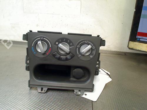 Used Climate control Climate control OPEL AGILA B (H08) 1.0 (F68) (68 hp) 36353738 36353738
