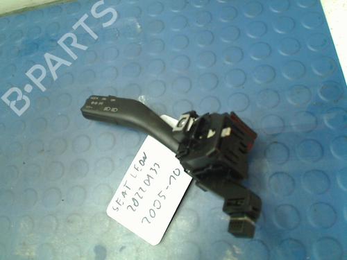 Steering column stalk SEAT LEON (1P1) 2.0 TDI 16V | BP11322177I23 