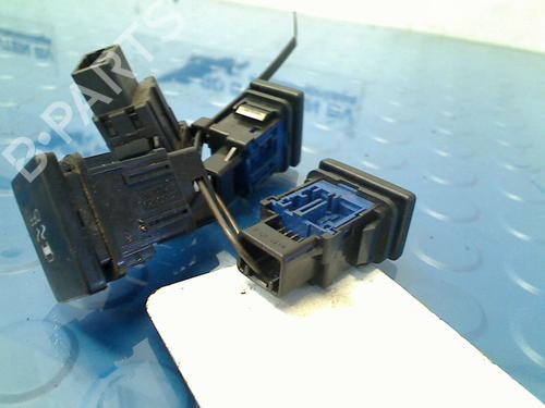 Switch TOYOTA YARIS (_P13_) 1.5 Hybrid (NHP130_) | BP11324926I30 