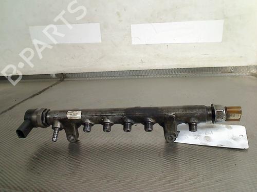 Ander VW TRANSPORTER T5 Van (7HA, 7HH, 7EA, 7EH) 2.0 TDI (84 hp) 31045926