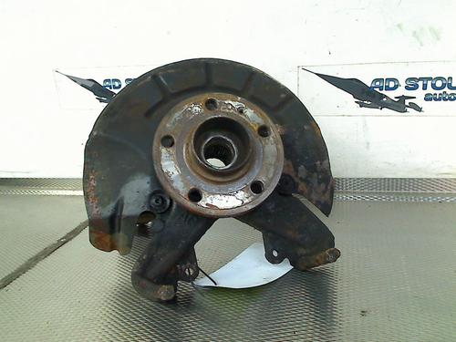 Left front steering knuckle VW POLO V (6R1, 6C1) 1.2 | BP24523048M25 