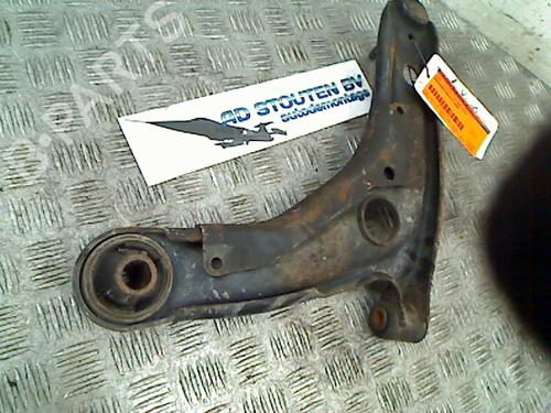 Querlenker rechts vorne TOYOTA YARIS (_P9_) 1.3 VVT-i (SCP90_, SCP90R) | BP11260318M13 
