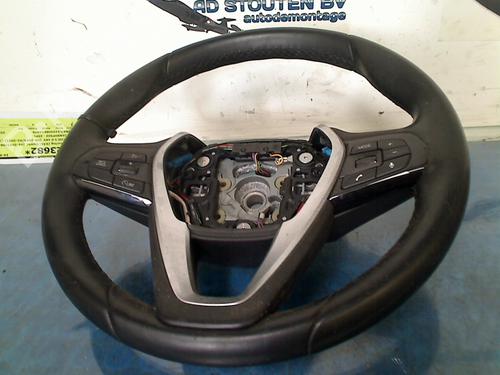 Used Steering wheel BMW 5 Touring (G31) 520 i (184 hp) 13703226