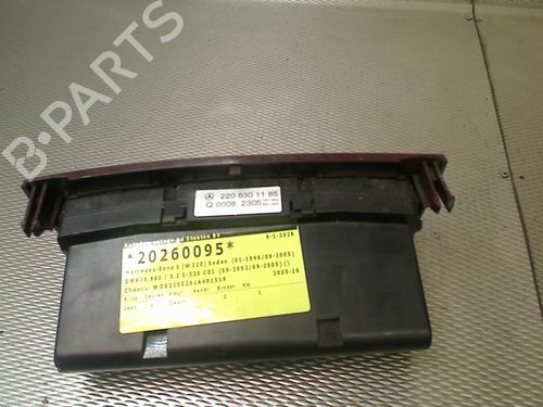 Used Climate control Climate control MERCEDES-BENZ S-CLASS (W220, V220) S 320 CDI (220.025, 220.125) (204 hp) 33840105 33840105