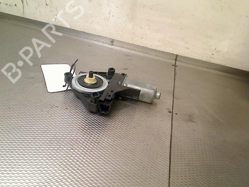 Used Left front window motor Left front window motor VOLVO V40 Hatchback (525) D2 (114 hp) 33247007 33247007