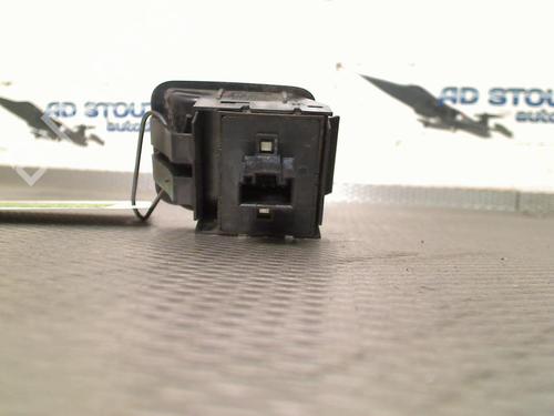 Left front window switch VW CADDY III Box Body/MPV (2KA, 2KH, 2CA, 2CH) 1.6 TDI | BP28131336I27 