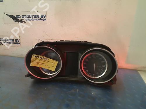 Used Instrument cluster Instrument cluster 12590672 12590672