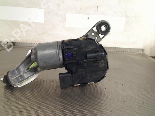 Used Front wiper motor FORD FOCUS III Turnier 1.0 EcoBoost (100 hp) 31657269