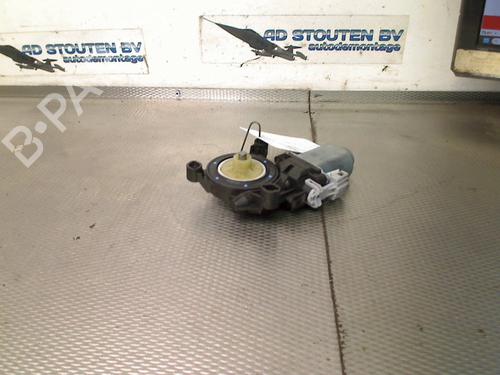 Portierruitmotor linksvoor VW UP! (121, 122, BL1, BL2, BL3, 123) 1.0 (60 hp) 31243471