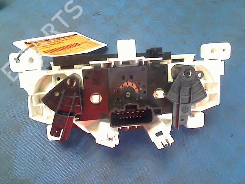 Climate control RENAULT TWINGO III (BCM_, BCA_) 1.0 SCe 70 | BP11309747I5 