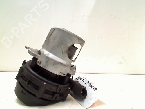 Used Secondary air pump BMW 3 (E46) 320 i (170 hp) 13124044