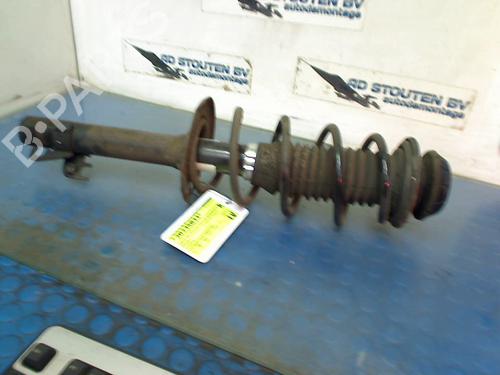 Venstre fortil støddæmper TOYOTA AYGO (_B4_) 1.0 (KGB40) (69 hp) 30747603