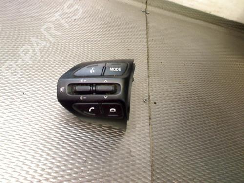 Comutador KIA STONIC (YB) 1.0 T-GDi Eco-Dynamics+ (101 hp) 33017977