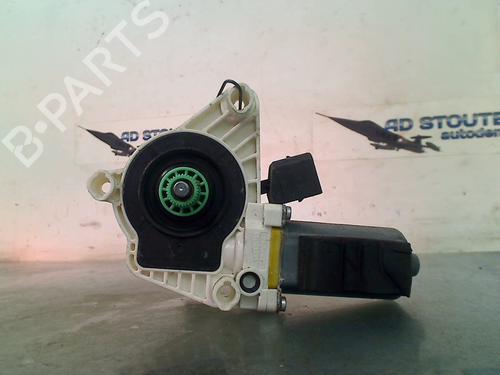 Left rear window motor MERCEDES-BENZ CLA Shooting Brake (X117) CLA 200 CDI / d (117.908) | BP17834988E23 
